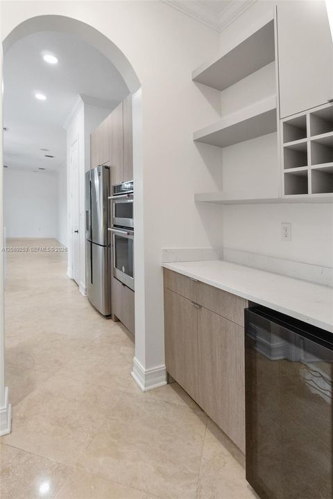 En Venta: $1,799,000 (6 camas, 5 baños, 4246 Pies cuadrados)
