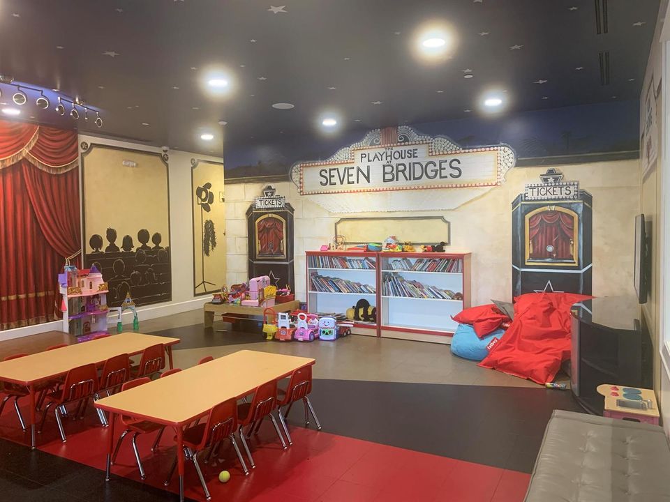 KIDS PLAYROOM