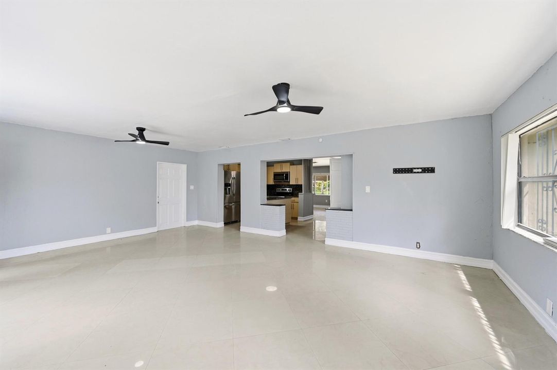 GEORGEIOUS FLOORS EVERYWHERE