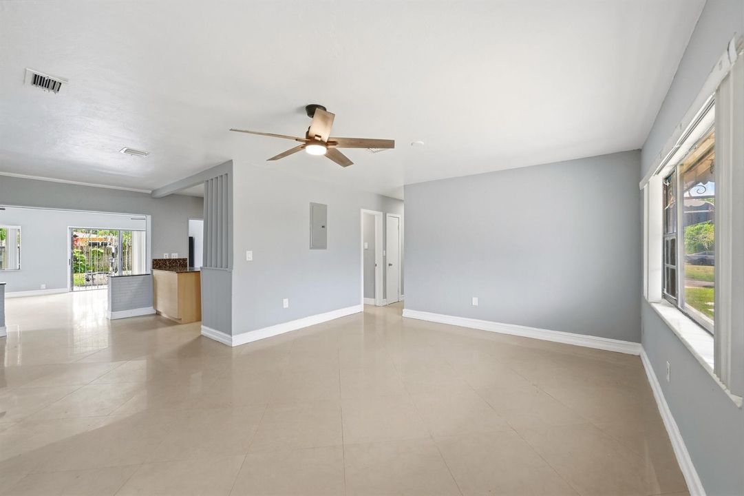 LOVE THE BIGGNESS