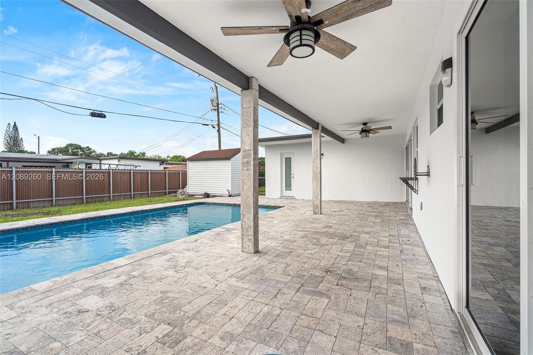 For Sale: $609,900 (3 beds, 2 baths, 1270 Square Feet)