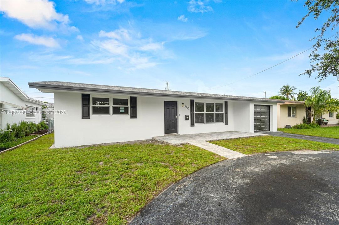 For Sale: $609,900 (3 beds, 2 baths, 1270 Square Feet)