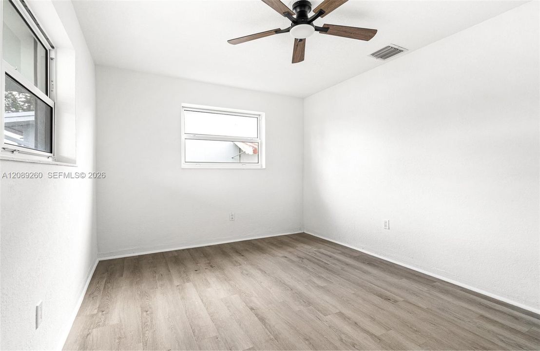 For Sale: $609,900 (3 beds, 2 baths, 1270 Square Feet)