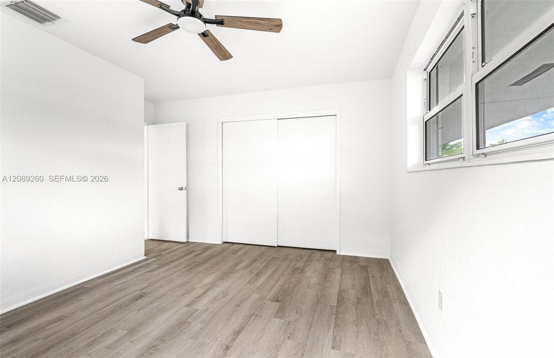 For Sale: $609,900 (3 beds, 2 baths, 1270 Square Feet)