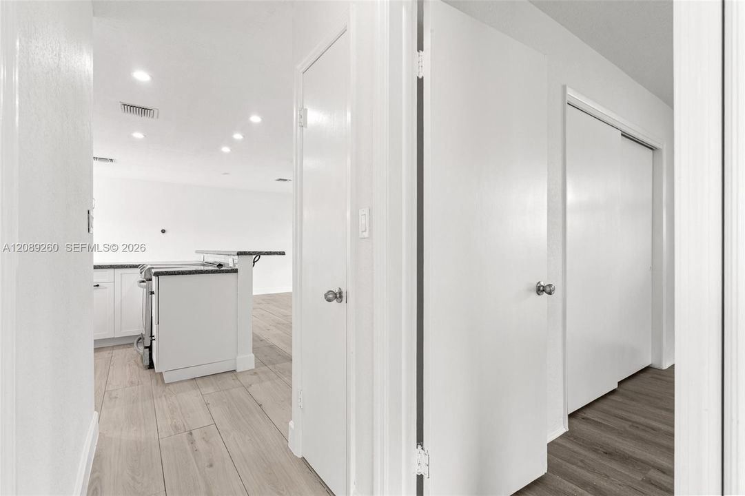 For Sale: $609,900 (3 beds, 2 baths, 1270 Square Feet)
