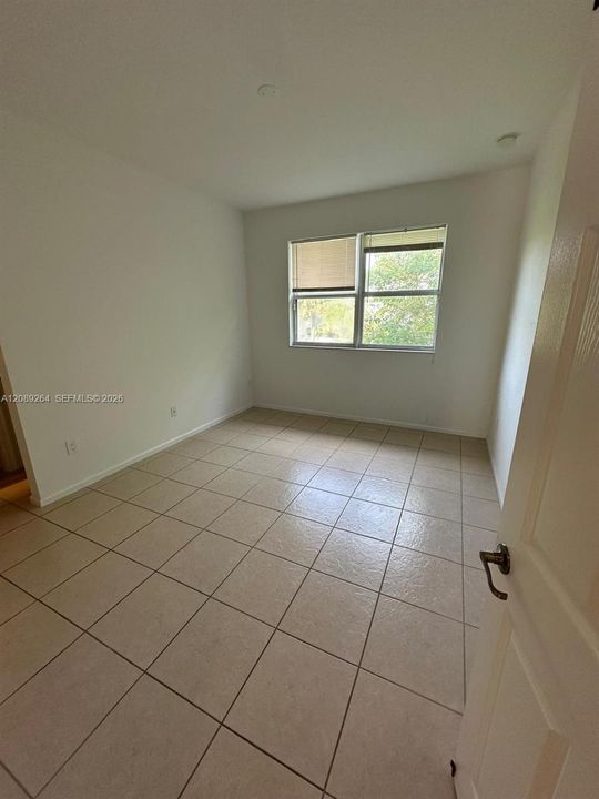 For Rent: $3,000 (2 beds, 2 baths, 1424 Square Feet)