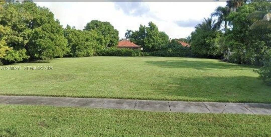 For Sale: $1,090,000 (0.42 acres)