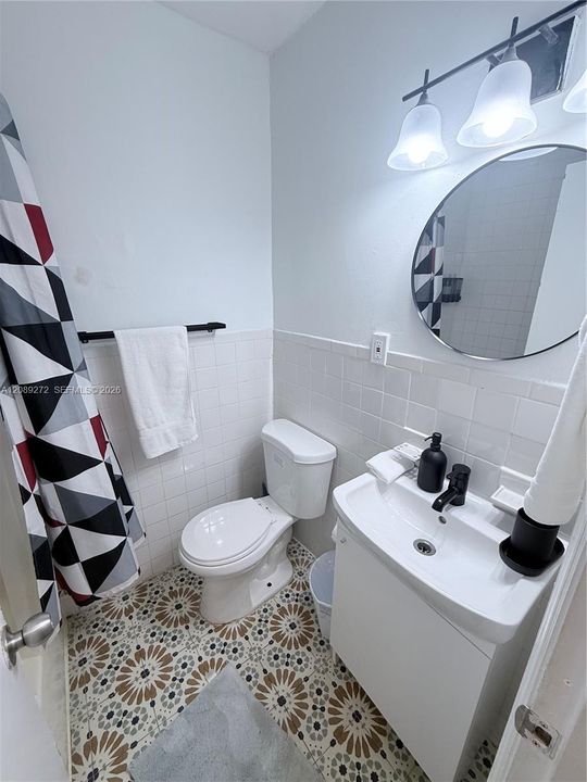 В аренду: $1,550 (0 спален, 1 ванн, 480 Квадратных фут)