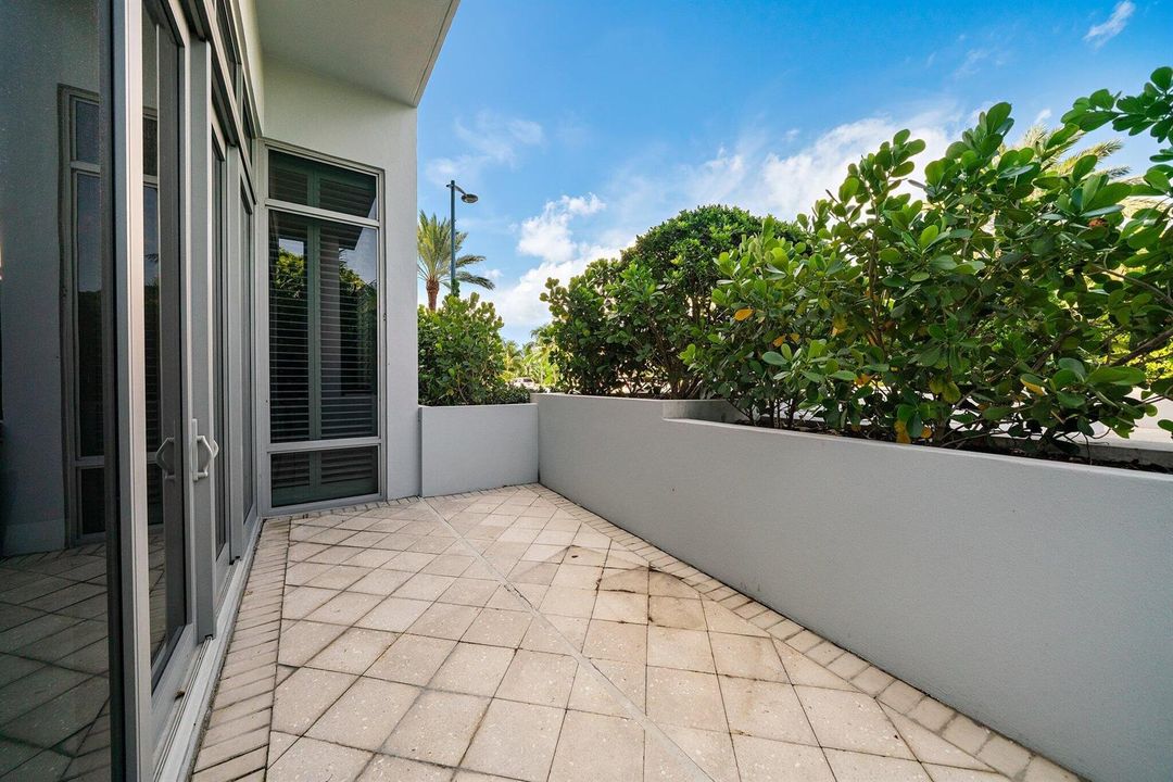 087-1WaterClubWay-301-NorthPalmBeach-SMA