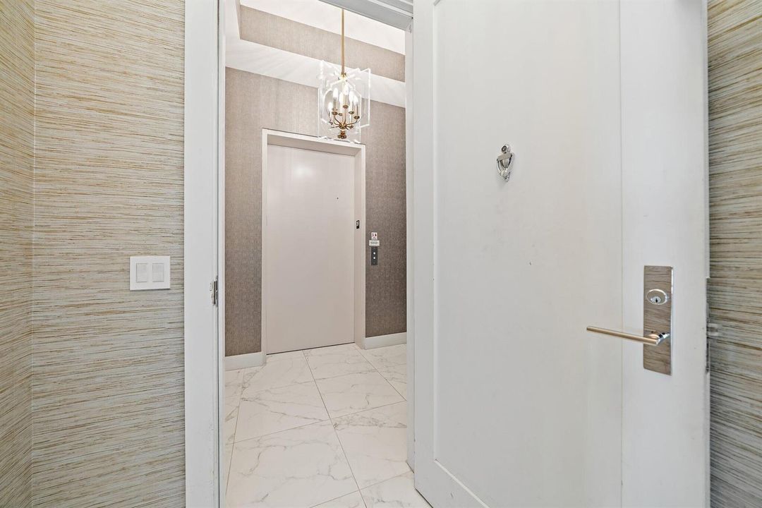 044-1WaterClubWay-301-NorthPalmBeach-SMA