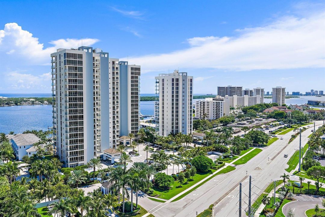019-1WaterClubWay-301-NorthPalmBeach-SMA