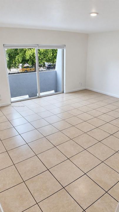 For Rent: $1,900 (2 beds, 1 baths, 223601 Square Feet)