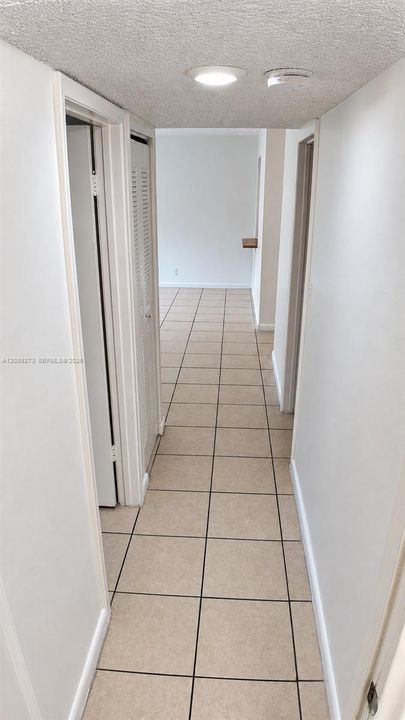 For Rent: $1,900 (2 beds, 1 baths, 223601 Square Feet)