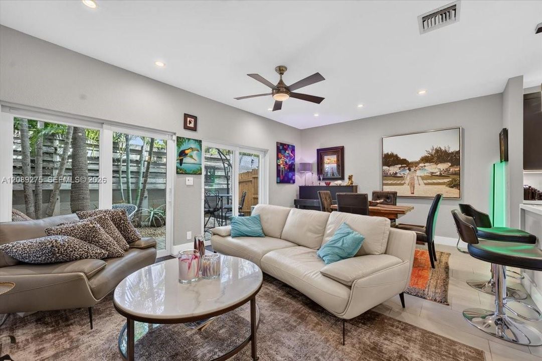 For Sale: $559,900 (2 beds, 2 baths, 1760 Square Feet)