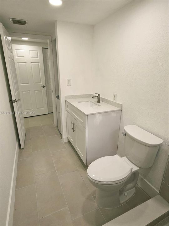 В аренду: $1,850 (1 спален, 1 ванн, 675 Квадратных фут)