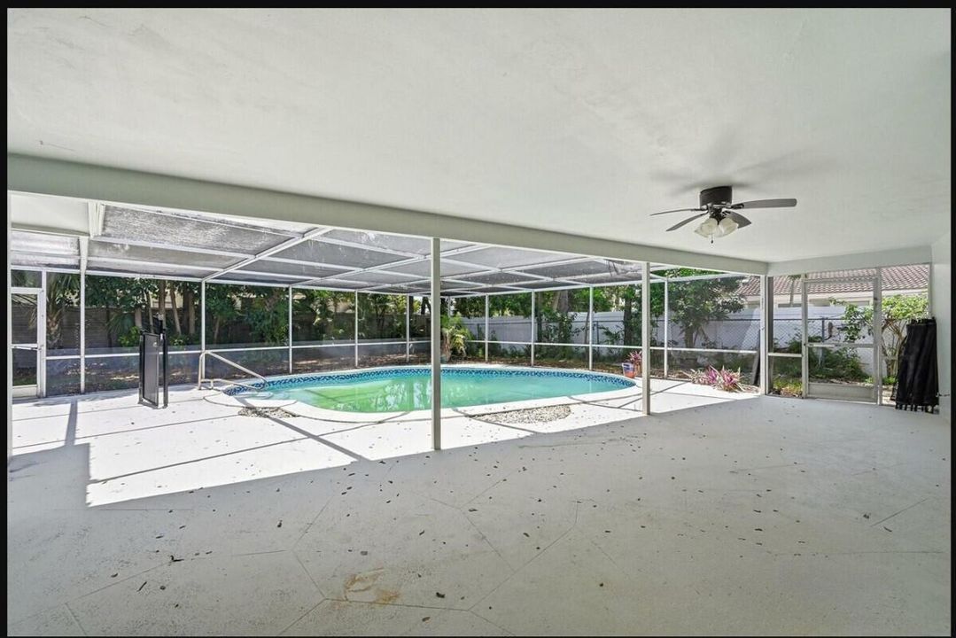 34_pool_widejpg