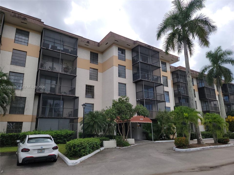 En Venta: $130,000 (2 camas, 2 baños, 1085 Pies cuadrados)