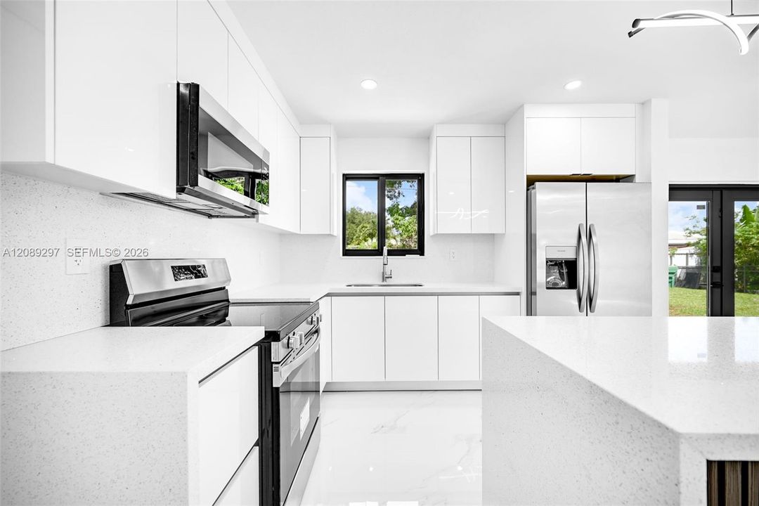 For Sale: $589,000 (4 beds, 2 baths, 1270 Square Feet)