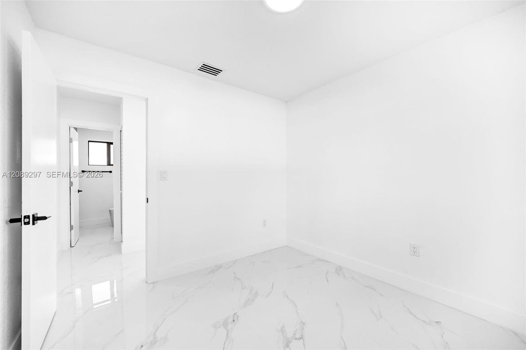 For Sale: $589,000 (4 beds, 2 baths, 1270 Square Feet)