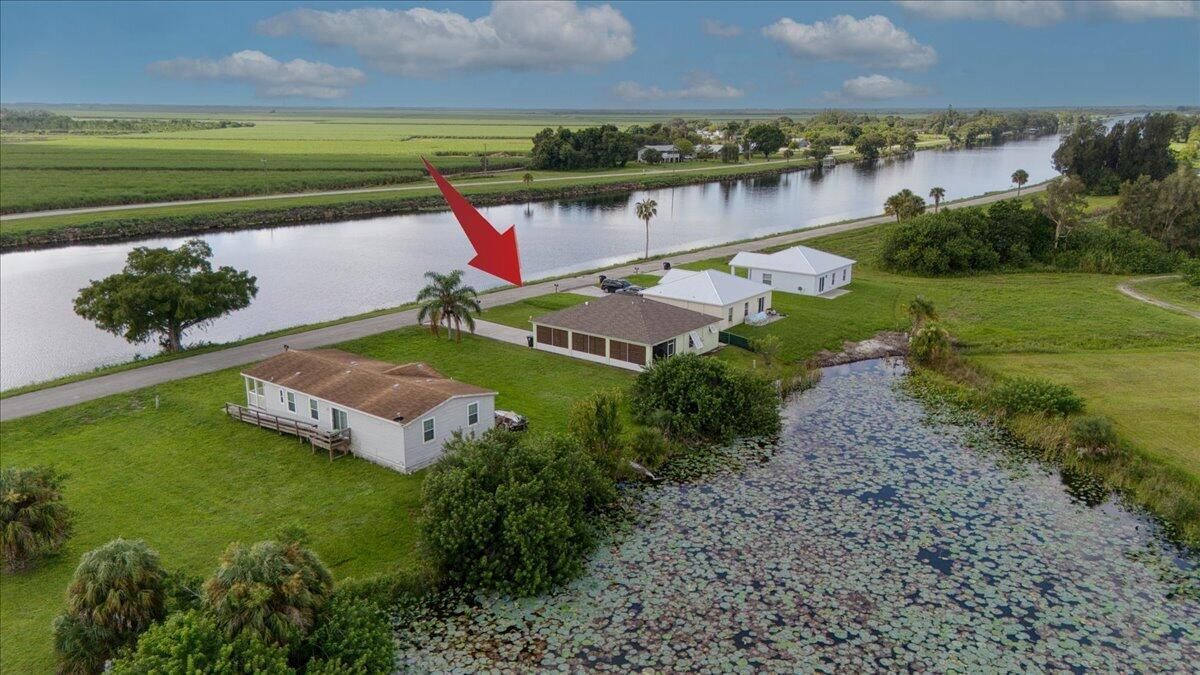 60-908 Riverside Dr Moore Haven (60)
