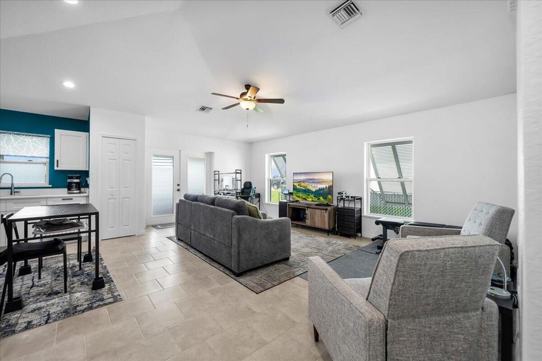 20-908 Riverside Dr Moore Haven (20)