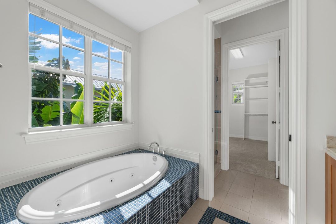310 Tuxedo Ln West Palm Beach-large-031-