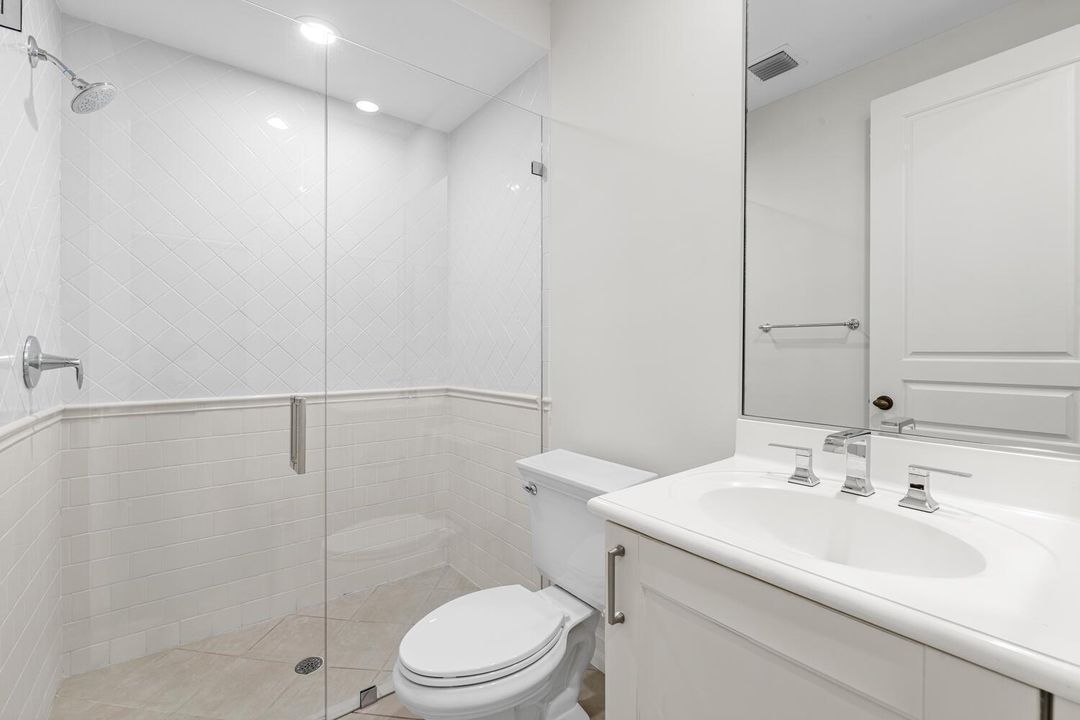 310 Tuxedo Ln West Palm Beach-large-007-