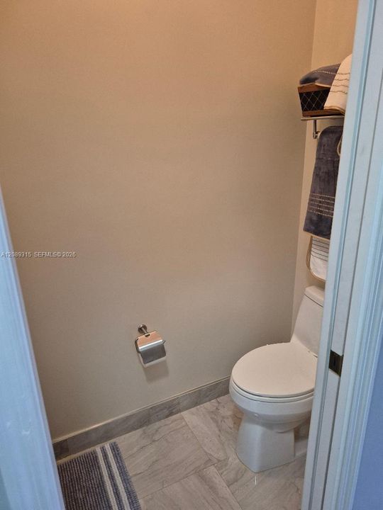 For Sale: $1,150,000 (5 beds, 2 baths, 2158 Square Feet)