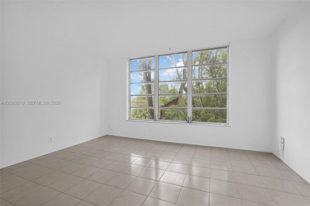 En Venta: $175,900 (2 camas, 2 baños, 1064 Pies cuadrados)