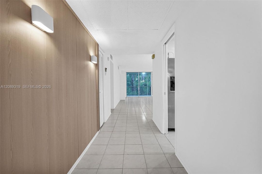 En Venta: $175,900 (2 camas, 2 baños, 1064 Pies cuadrados)