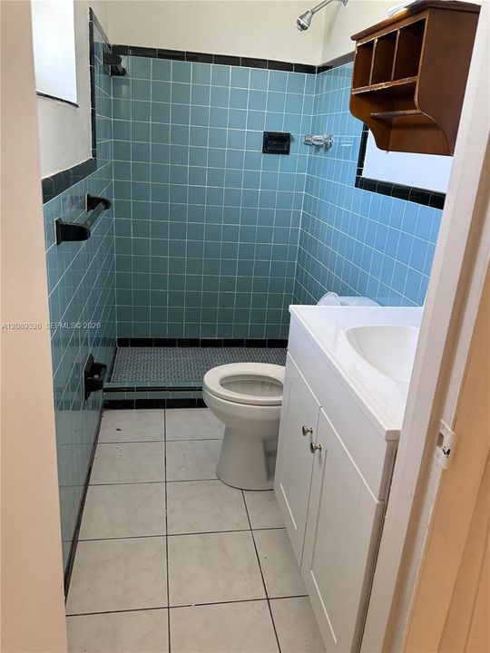 В аренду: $3,000 (3 спален, 2 ванн, 1242 Квадратных фут)