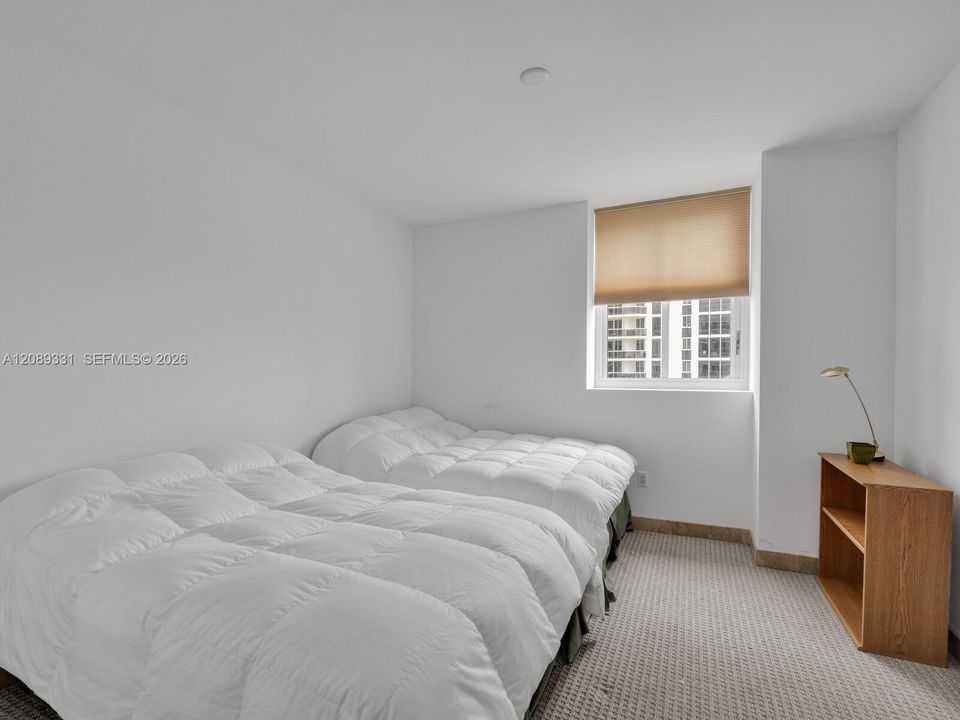 В аренду: $7,200 (2 спален, 2 ванн, 1380 Квадратных фут)