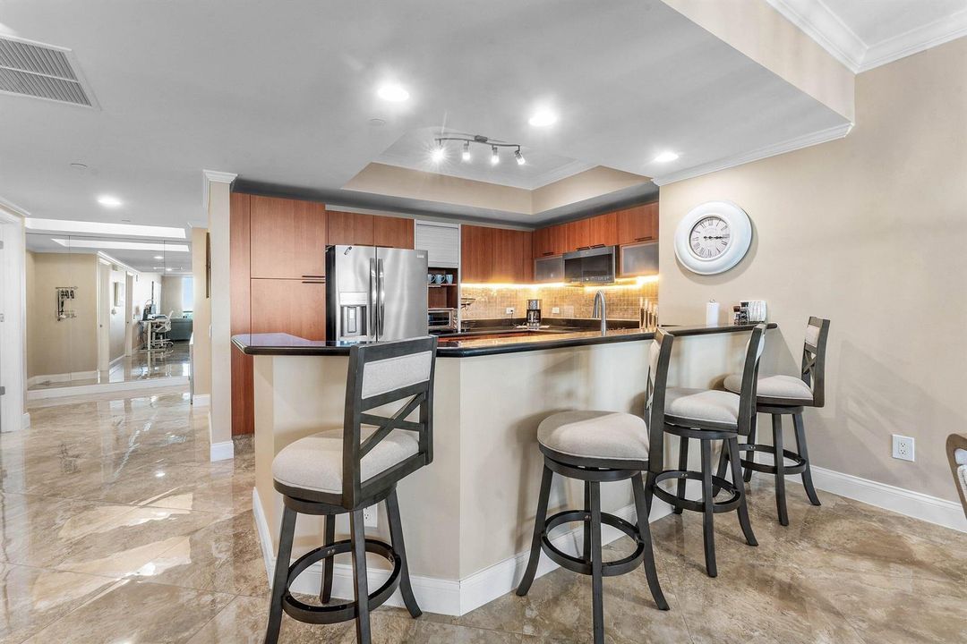 Breakfast Bar