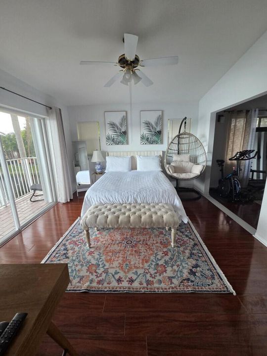 MasterBedroomIIjpg
