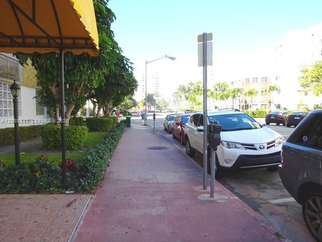 For Rent: $1,700 (0 beds, 1 baths, 408 Square Feet)