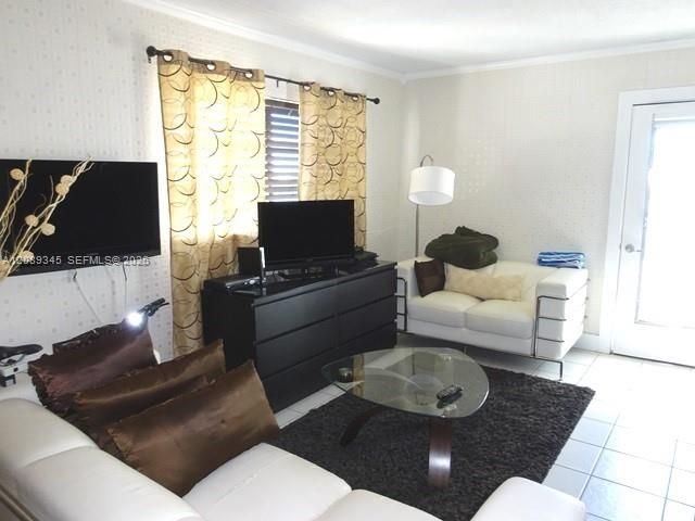 For Rent: $1,700 (0 beds, 1 baths, 408 Square Feet)
