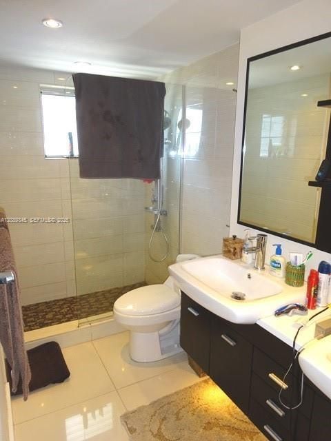 For Rent: $1,700 (0 beds, 1 baths, 408 Square Feet)