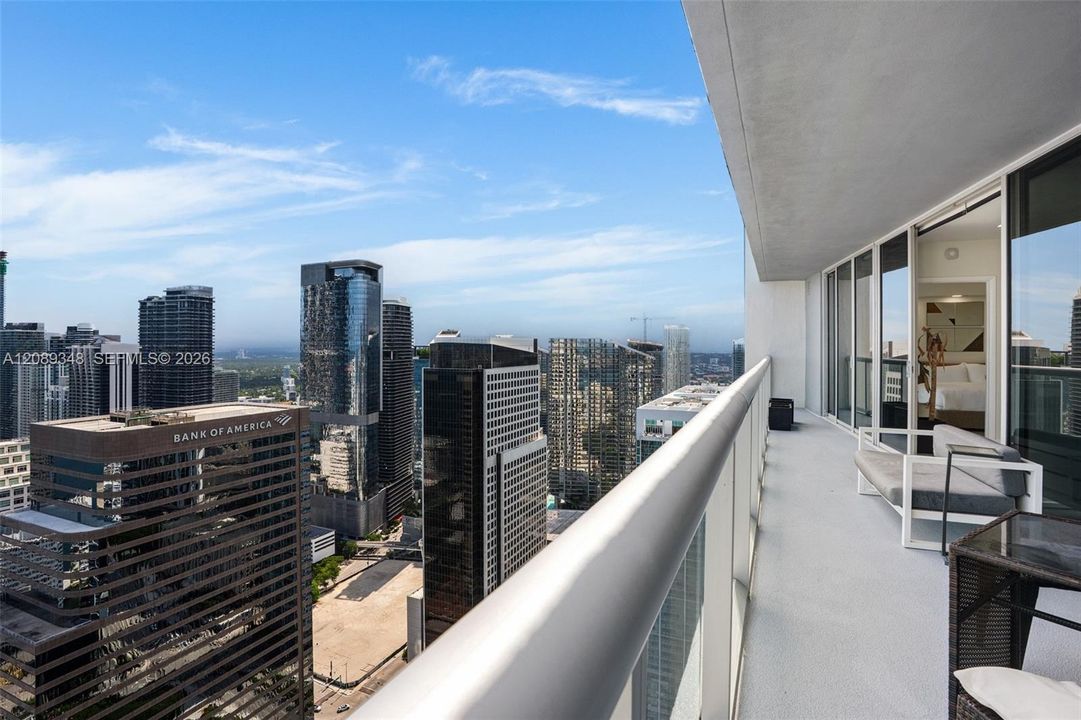 En Venta: $1,249,000 (3 camas, 2 baños, 1450 Pies cuadrados)