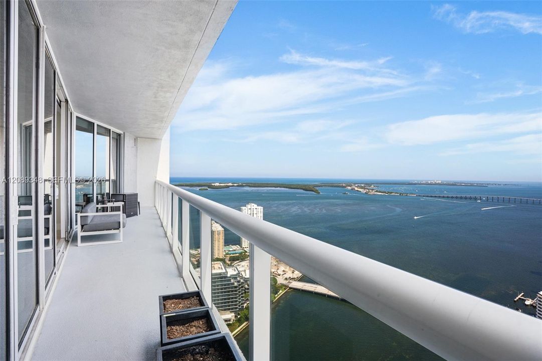 En Venta: $1,249,000 (3 camas, 2 baños, 1450 Pies cuadrados)