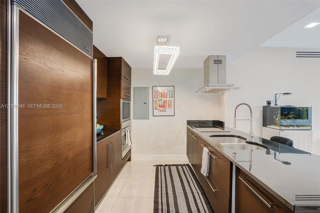 En Venta: $1,249,000 (3 camas, 2 baños, 1450 Pies cuadrados)