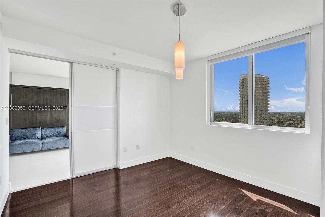 For Rent: $2,675 (1 beds, 1 baths, 764 Square Feet)