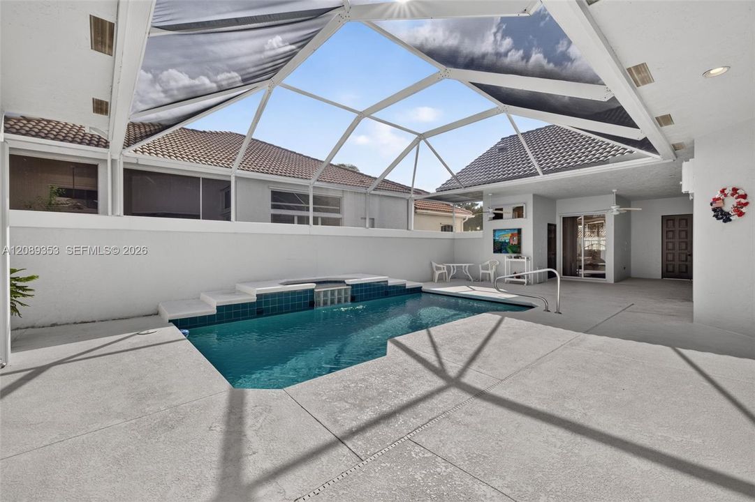 En Venta: $525,000 (4 camas, 3 baños, 2358 Pies cuadrados)