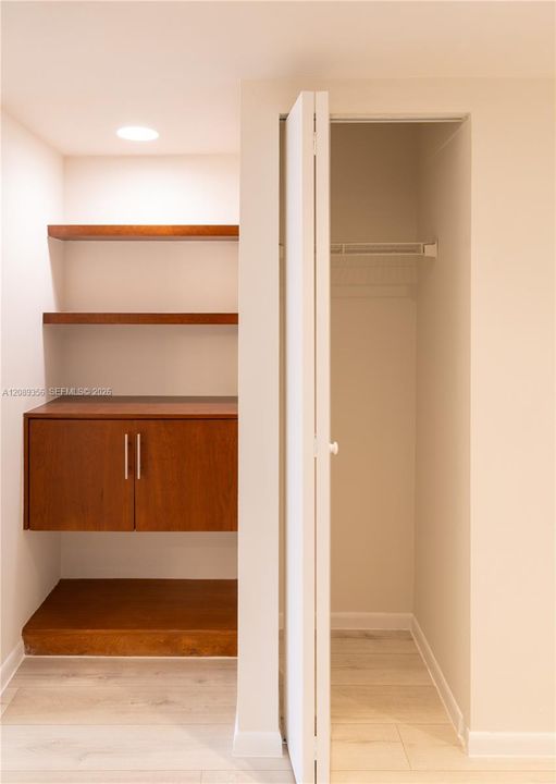 В аренду: $3,200 (1 спален, 1 ванн, 836 Квадратных фут)