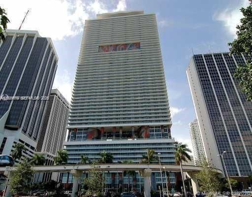 En Renta: $2,495 (0 camas, 1 baños, 567 Pies cuadrados)