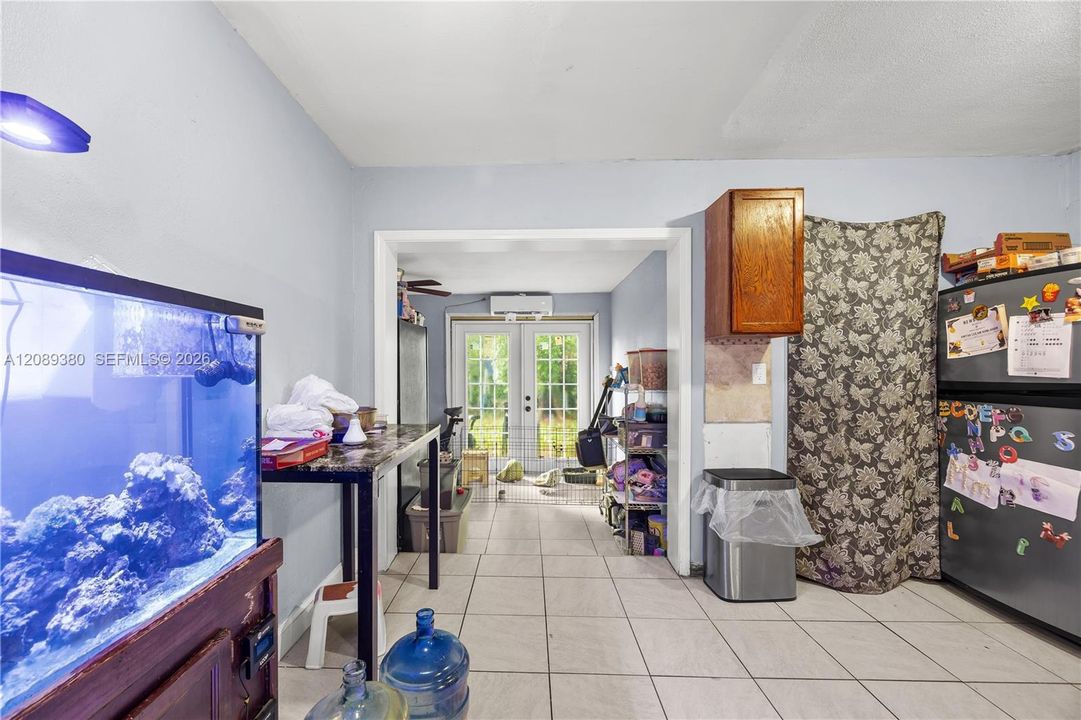 En Venta: $265,000 (2 camas, 1 baños, 775 Pies cuadrados)