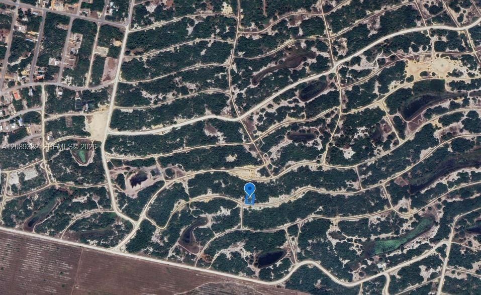 待售: $9,900 (0.22 acres)