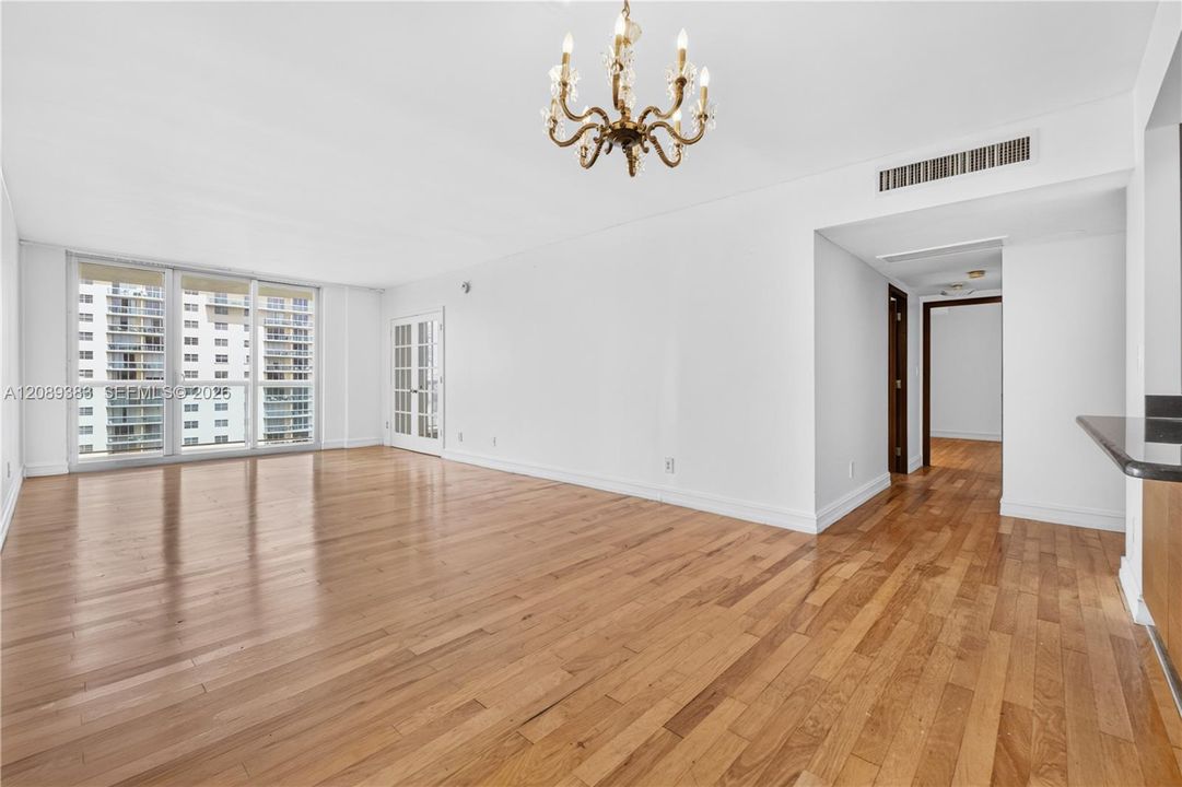 В аренду: $2,900 (2 спален, 2 ванн, 1505 Квадратных фут)