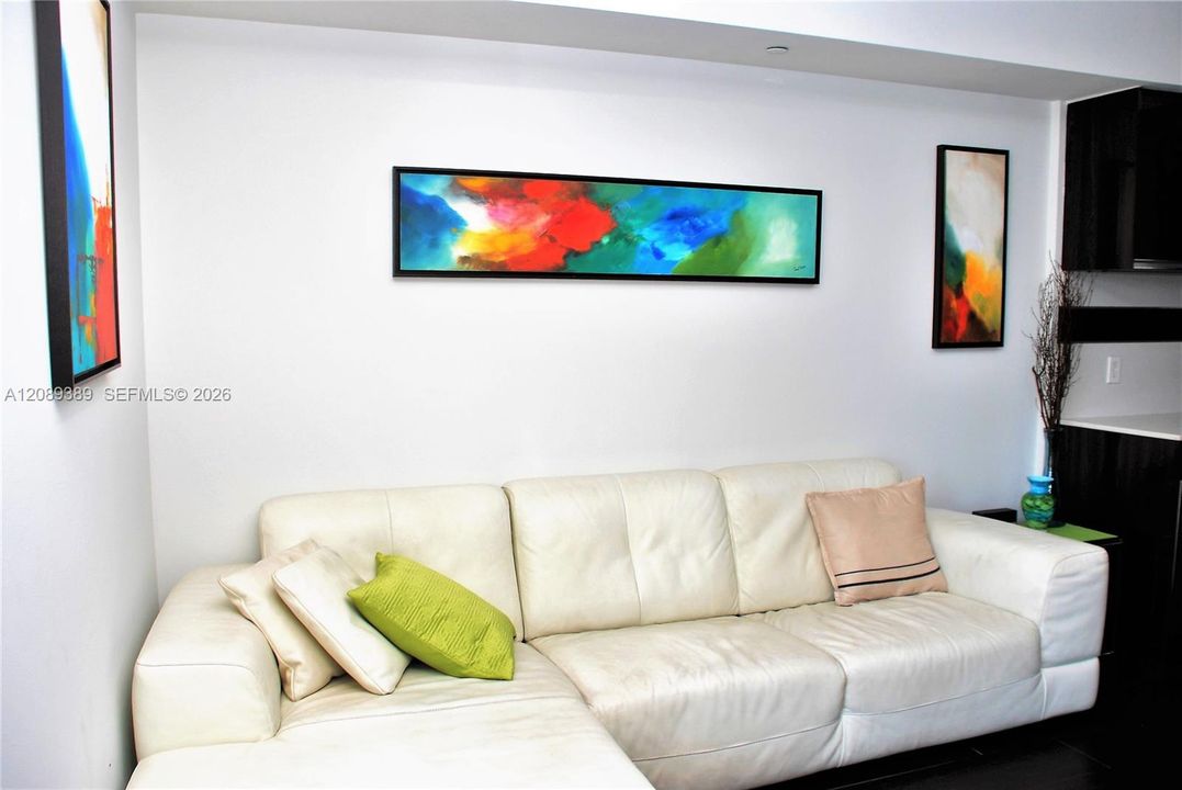En Renta: $2,450 (0 camas, 1 baños, 567 Pies cuadrados)