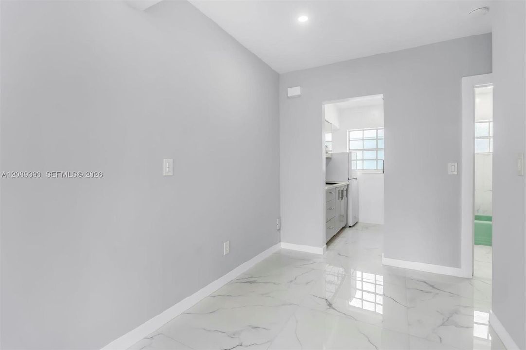 En Venta: $208,000 (0 camas, 1 baños, 400 Pies cuadrados)