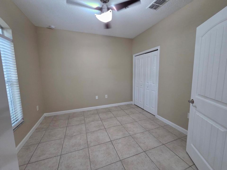 Bedroom 3/Den